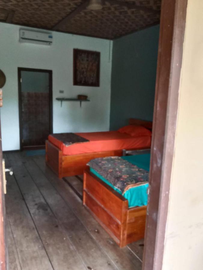 C Point Krui Bed & Breakfast Exterior foto